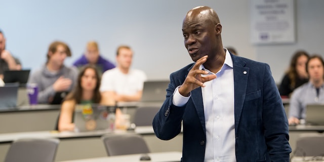 Professor Obitabe teaching