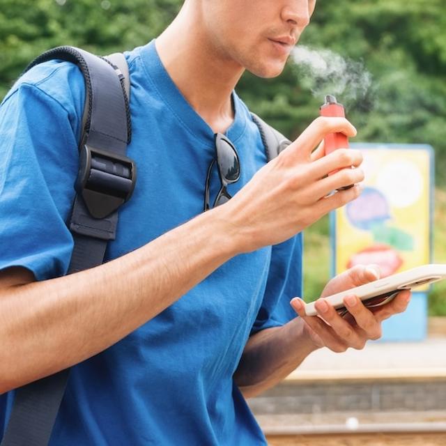 Vape Social Media Research