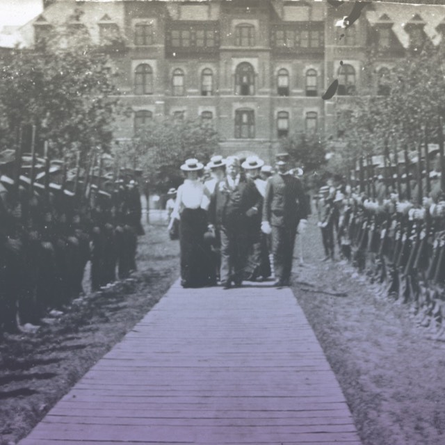https://www.tcu.edu/race-reconciliation-initiative/images/Texas-Guard-Fitzhugh-Lee-640.jpg